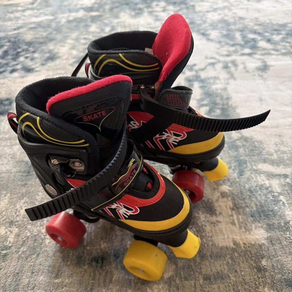 Kids roller skates EU 31-34 ie Kids Shoe Size: 13C to US Youth 2